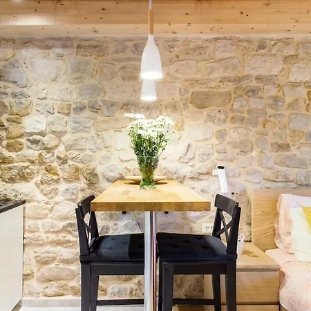 Explore The Historic Center From A Remodeled * Split